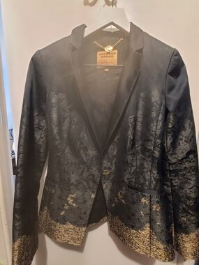 Black & Gold Women's Tailored Blazer Jacket